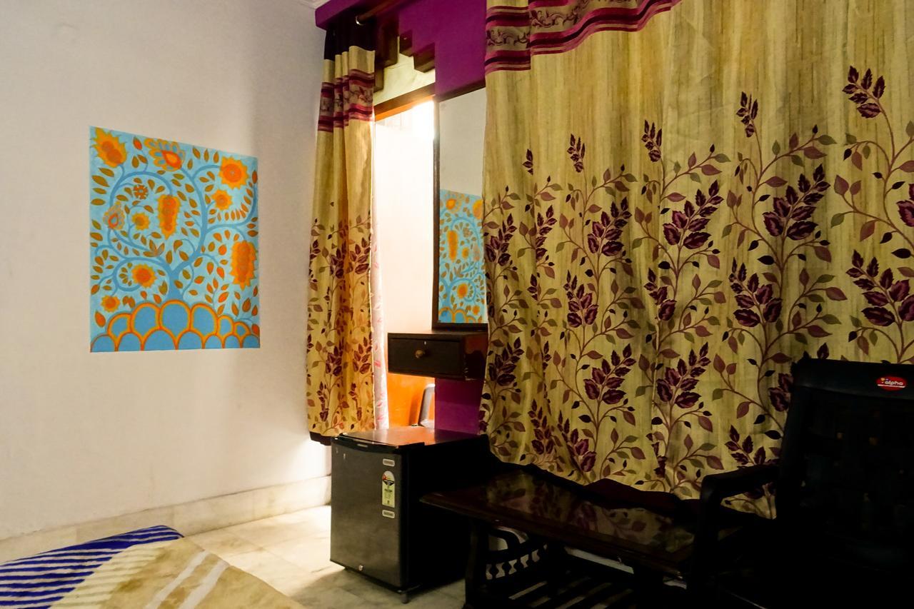 Hotel Venus International Nowe Delhi Zewnętrze zdjęcie